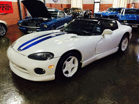 Image 1 of 10 of a 1996 DODGE VIPER