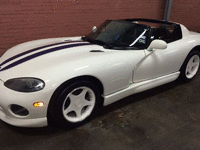 Image 3 of 10 of a 1996 DODGE VIPER