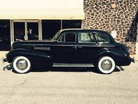 Image 2 of 16 of a 1939 CADILLAC SERIES 61