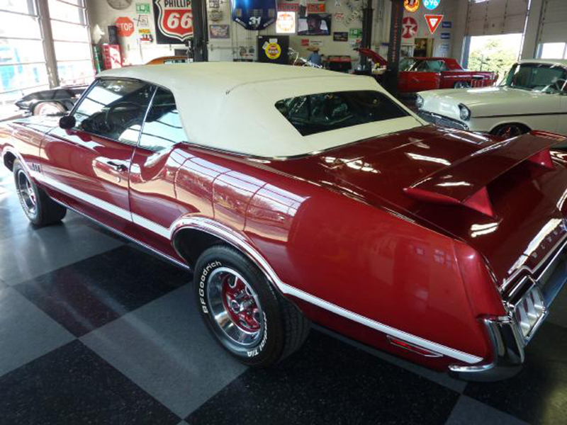 3rd Image of a 1972 OLDSMOBILE 442 TRIBUTE