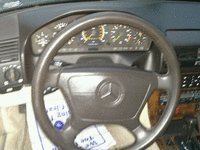 Image 3 of 4 of a 1992 MERCEDES-BENZ 300SL