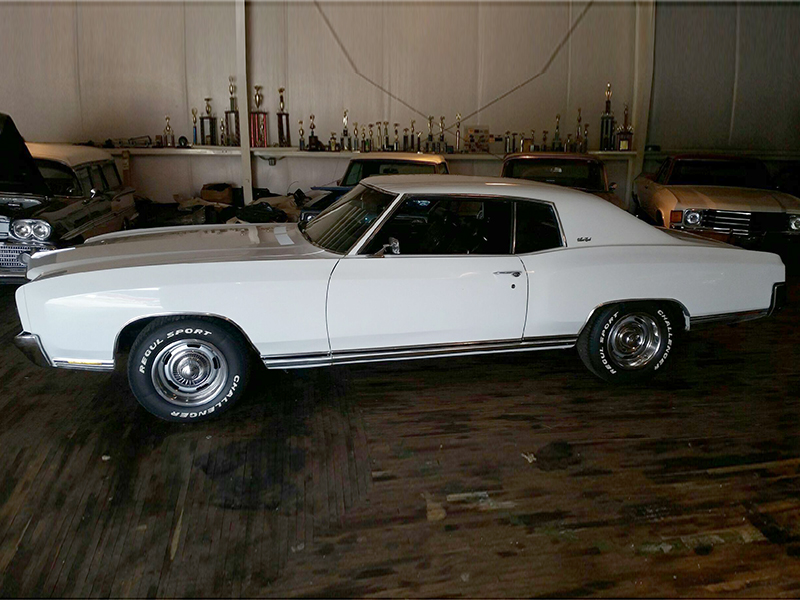 2nd Image of a 1970 CHEVROLET MONTE CARLO