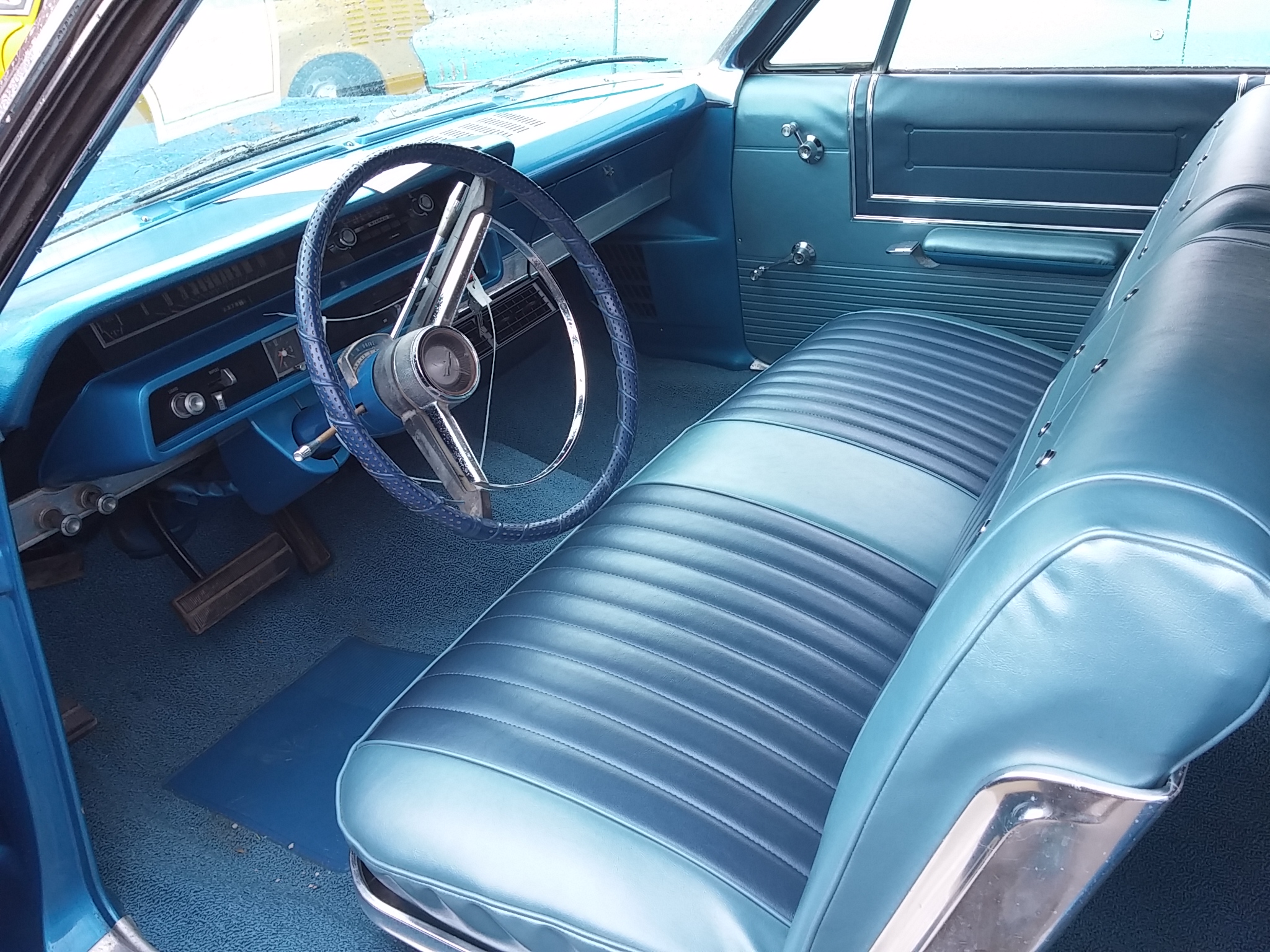 2nd Image of a 1965 FORD GALAXY 500