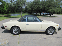 Image 4 of 6 of a 1979 FIAT SPIDER