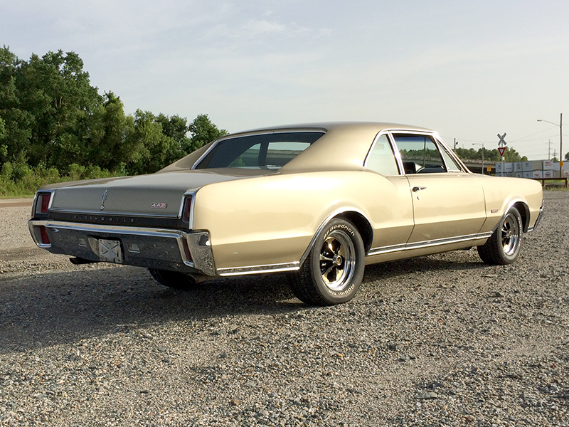 2nd Image of a 1967 OLDSMOBILE CUTLASS 442