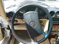 Image 4 of 5 of a 1989 MERCEDES 560 SL