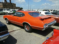 Image 2 of 6 of a 1972 OLDSMOBILE 442
