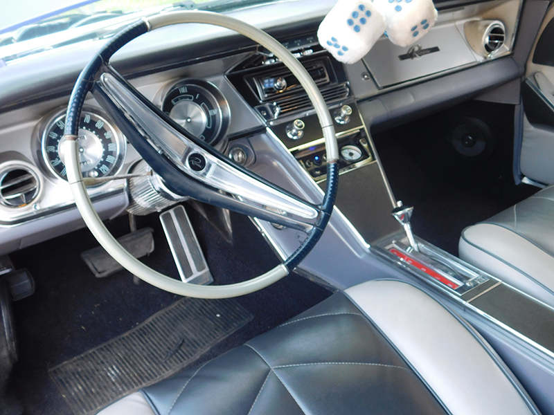 4th Image of a 1963 BUICK RIVIERA