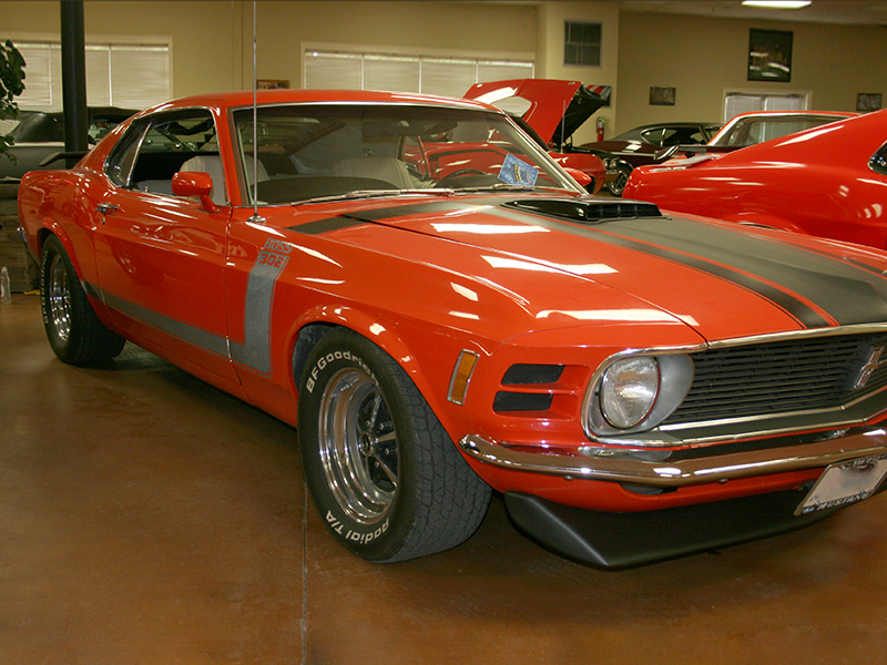 2nd Image of a 1970 FORD MUSTANG BOSS 302