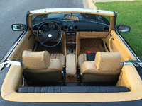 Image 4 of 4 of a 1987 MERCEDES-BENZ 560 SL