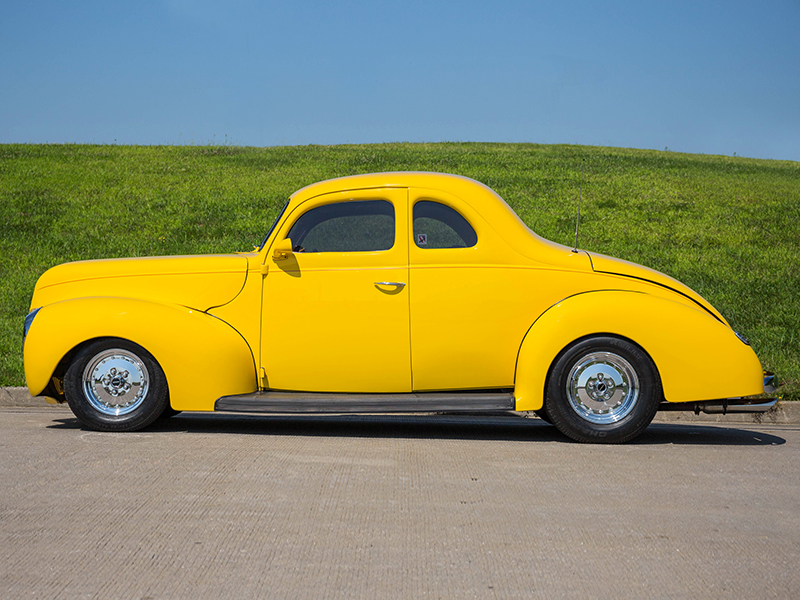 2nd Image of a 1940 FORD STREET ROD