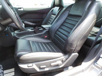Image 4 of 10 of a 2007 FORD MUSTANG GT 500