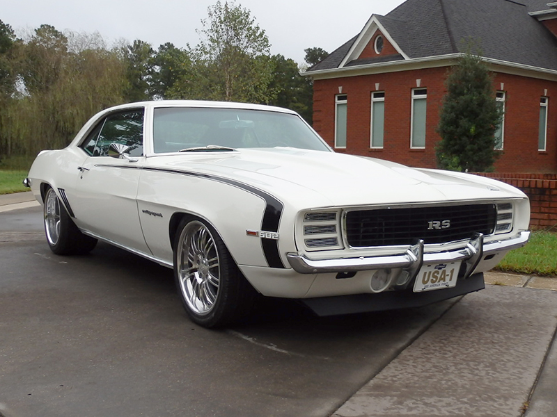 2nd Image of a 1969 CHEVROLET RS CAMARO