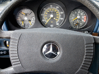 Image 6 of 7 of a 1978 MERCEDES 450 SL