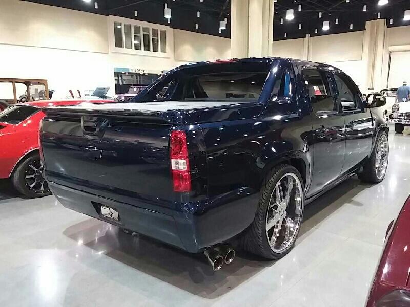 2nd Image of a 2007 CHEVROLET AVALANCHE 1500 LS