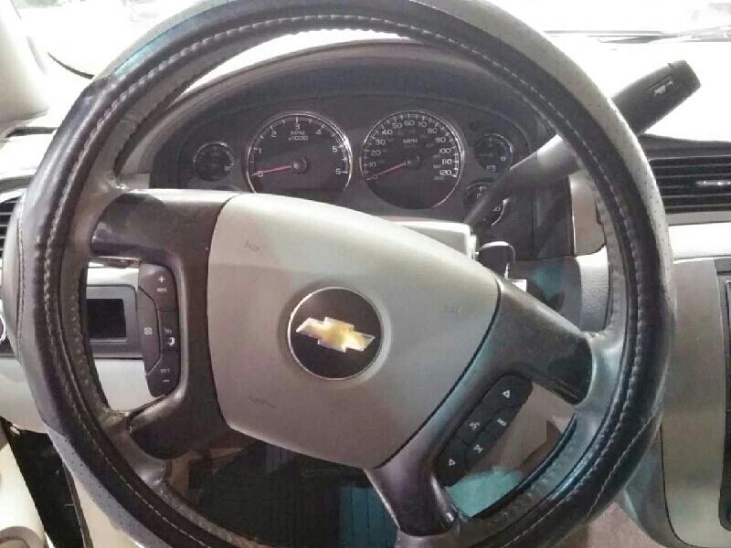 6th Image of a 2007 CHEVROLET AVALANCHE 1500 LS