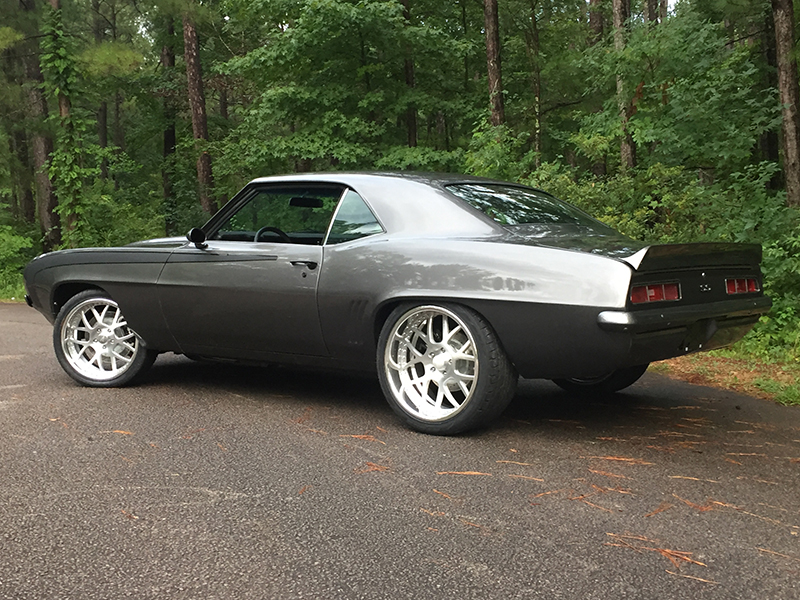 2nd Image of a 1969 CHEVROLET CAMARO