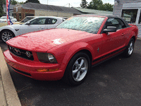 Image 1 of 6 of a 2007 FORD MUSTANG