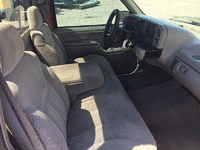 Image 5 of 8 of a 1995 CHEVROLET SIERRA C1500