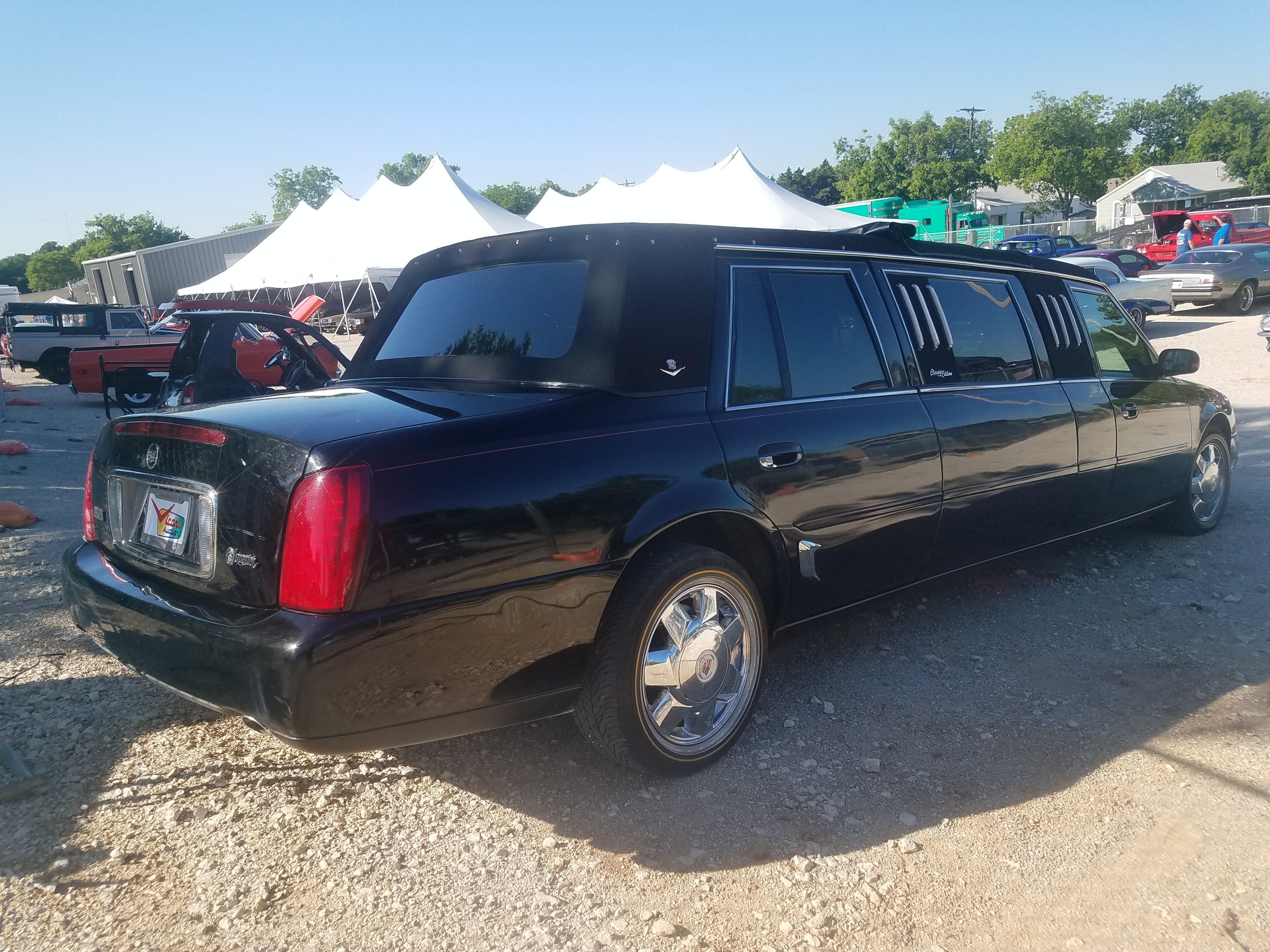 2nd Image of a 2002 CADILLAC DEVILLE SPECIAL COMMERCIAL CHASSIS LIMO