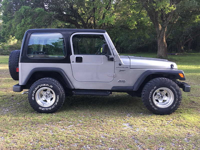 3rd Image of a 2000 JEEP WRANGLER SE