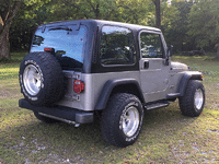 Image 2 of 8 of a 2000 JEEP WRANGLER SE