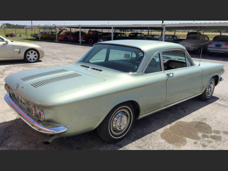 2nd Image of a 1962 CHEVROLET CORVAIR 900