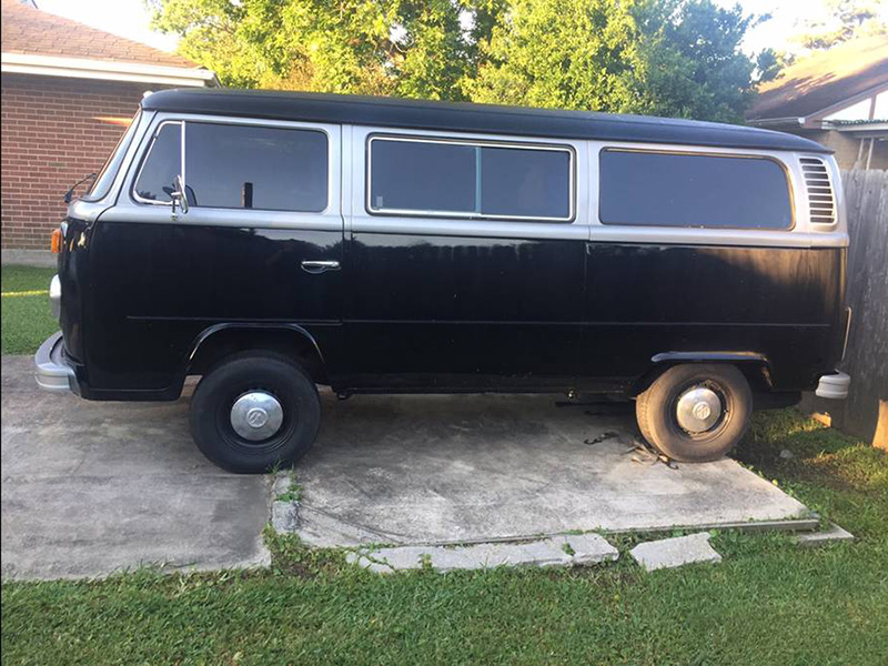 2nd Image of a 1979 VOLKSWAGEN BUS