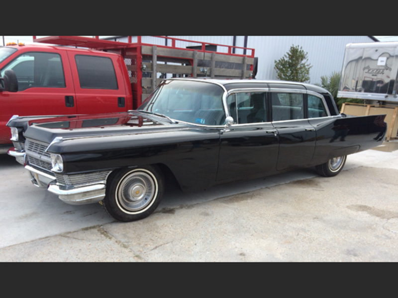 2nd Image of a 1965 CADILLAC LIMO SERIES 75