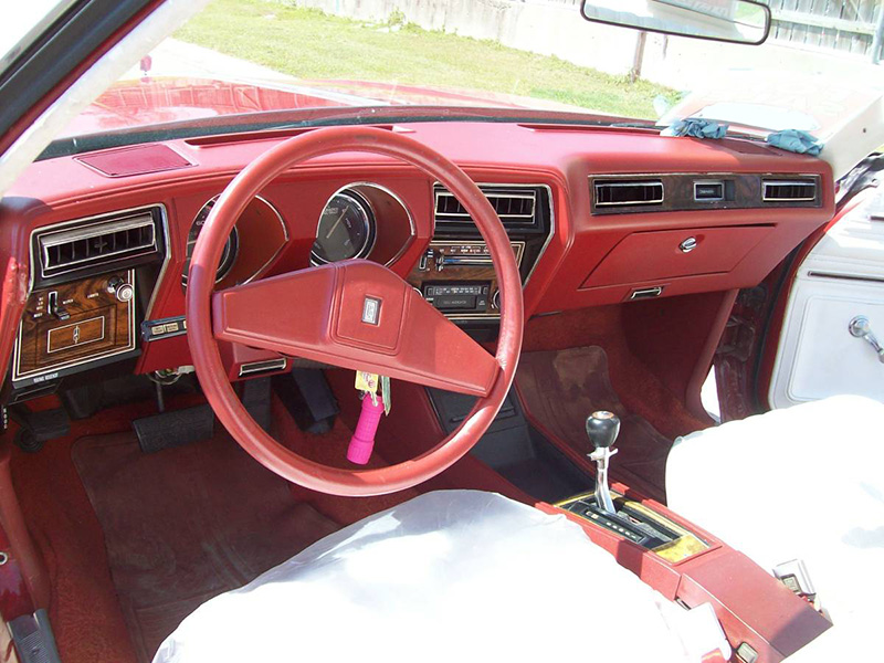 5th Image of a 1977 OLDSMOBILE CUTLASS