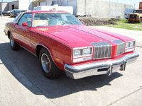 Image 2 of 14 of a 1977 OLDSMOBILE CUTLASS
