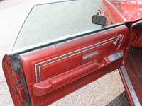 Image 6 of 8 of a 1978 FORD THUNDERBIRD