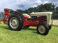 Image 1 of 2 of a 1955 FORD 800 TRACTOR