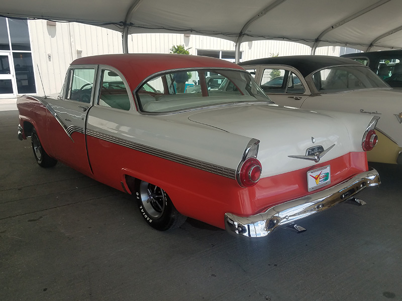 2nd Image of a 1956 FORD FAIRLANE