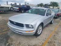 Image 1 of 5 of a 2006 FORD MUSTANG
