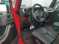 Image 3 of 5 of a 2017 JEEP WRANGLER UNLIMITED RUBICON