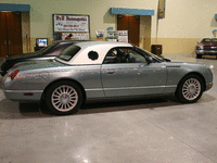 Image 7 of 7 of a 2004 FORD THUNDERBIRD
