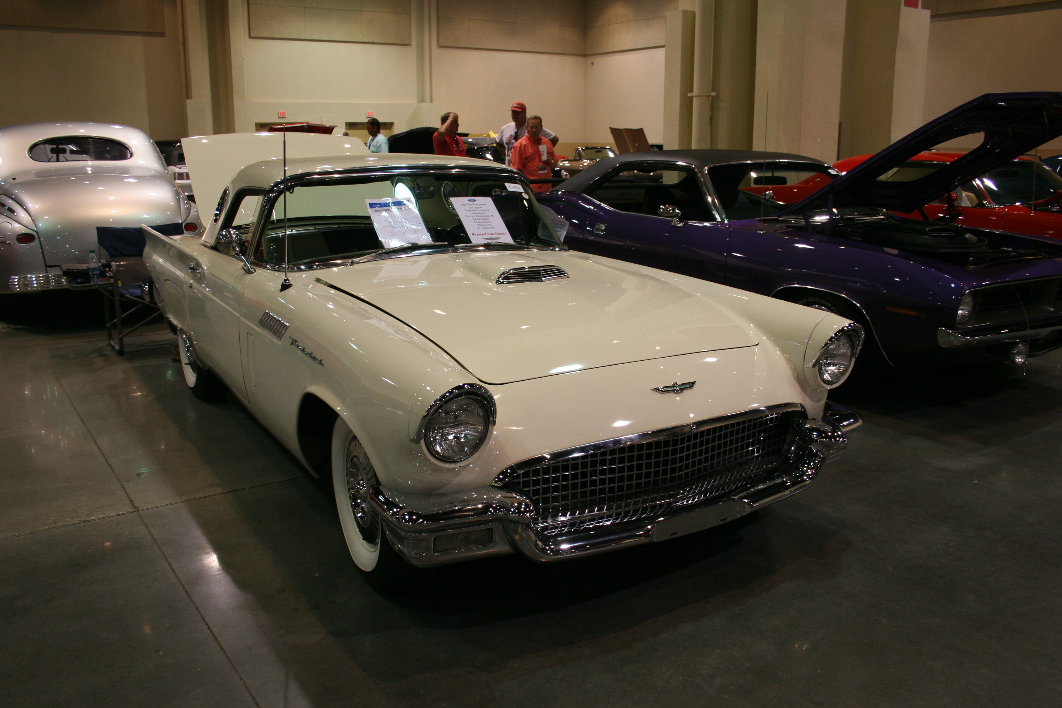 3rd Image of a 1957 FORD THUNDERBIRD D CODE