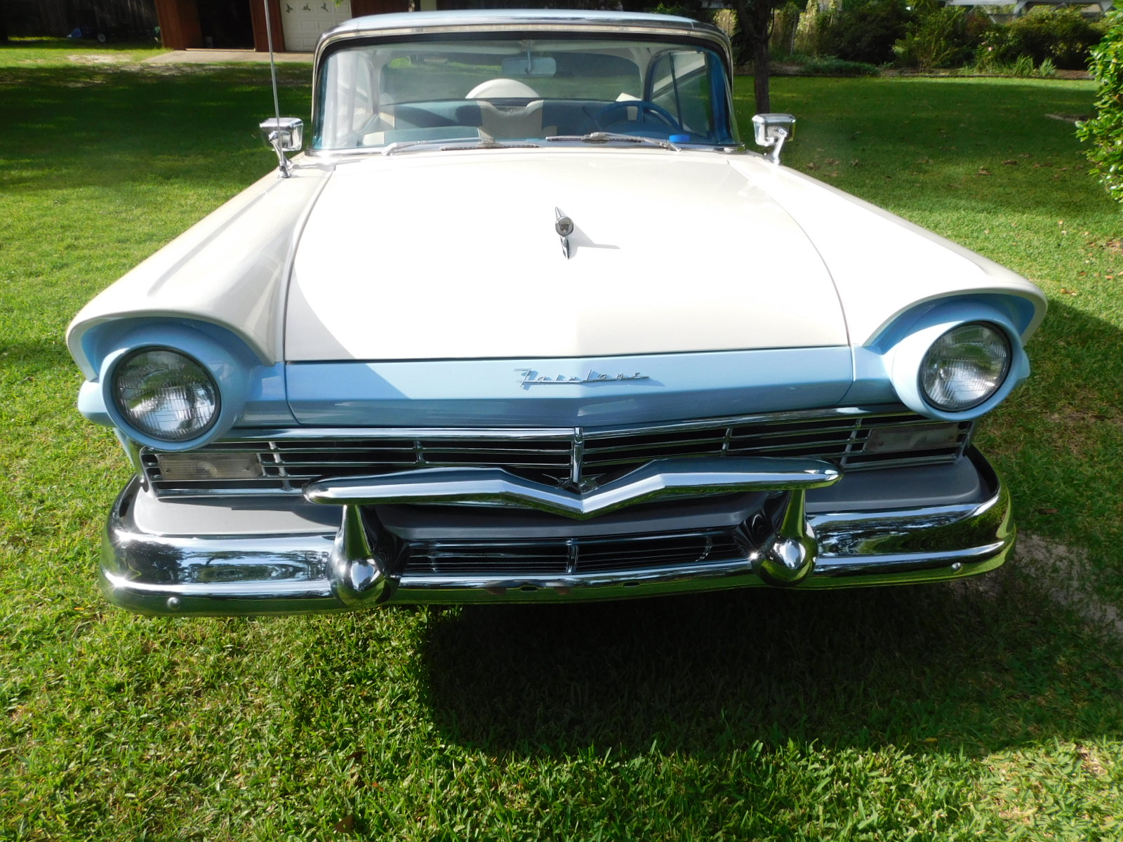 2nd Image of a 1957 FORD FAIRLANE 500