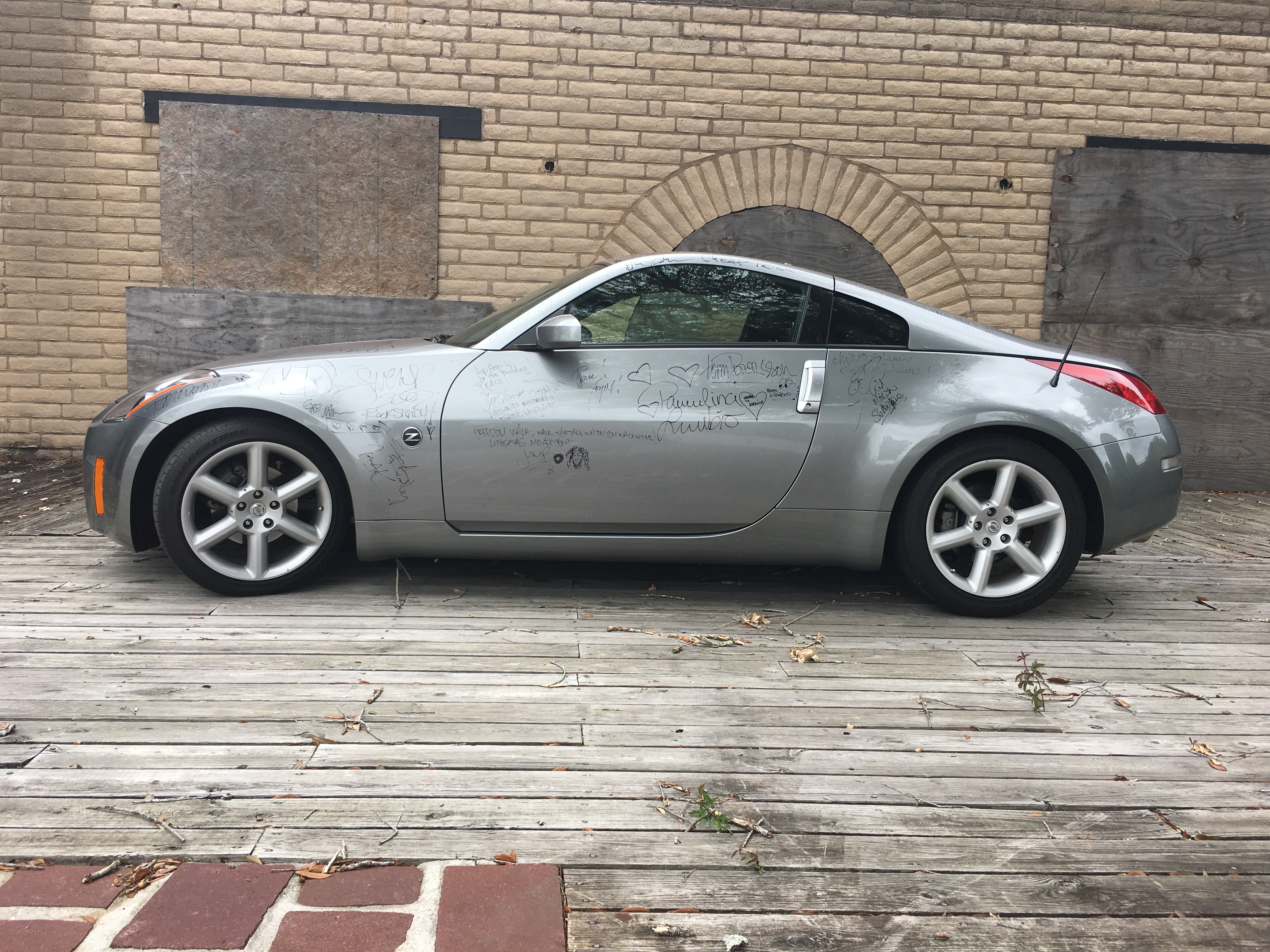 0th Image of a 2003 NISSAN 350Z