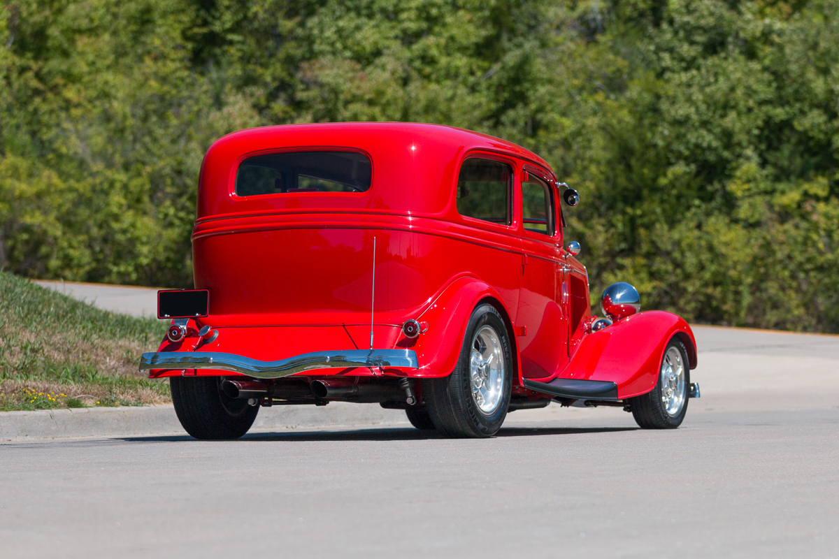 2nd Image of a 1934 FORD TUDOR