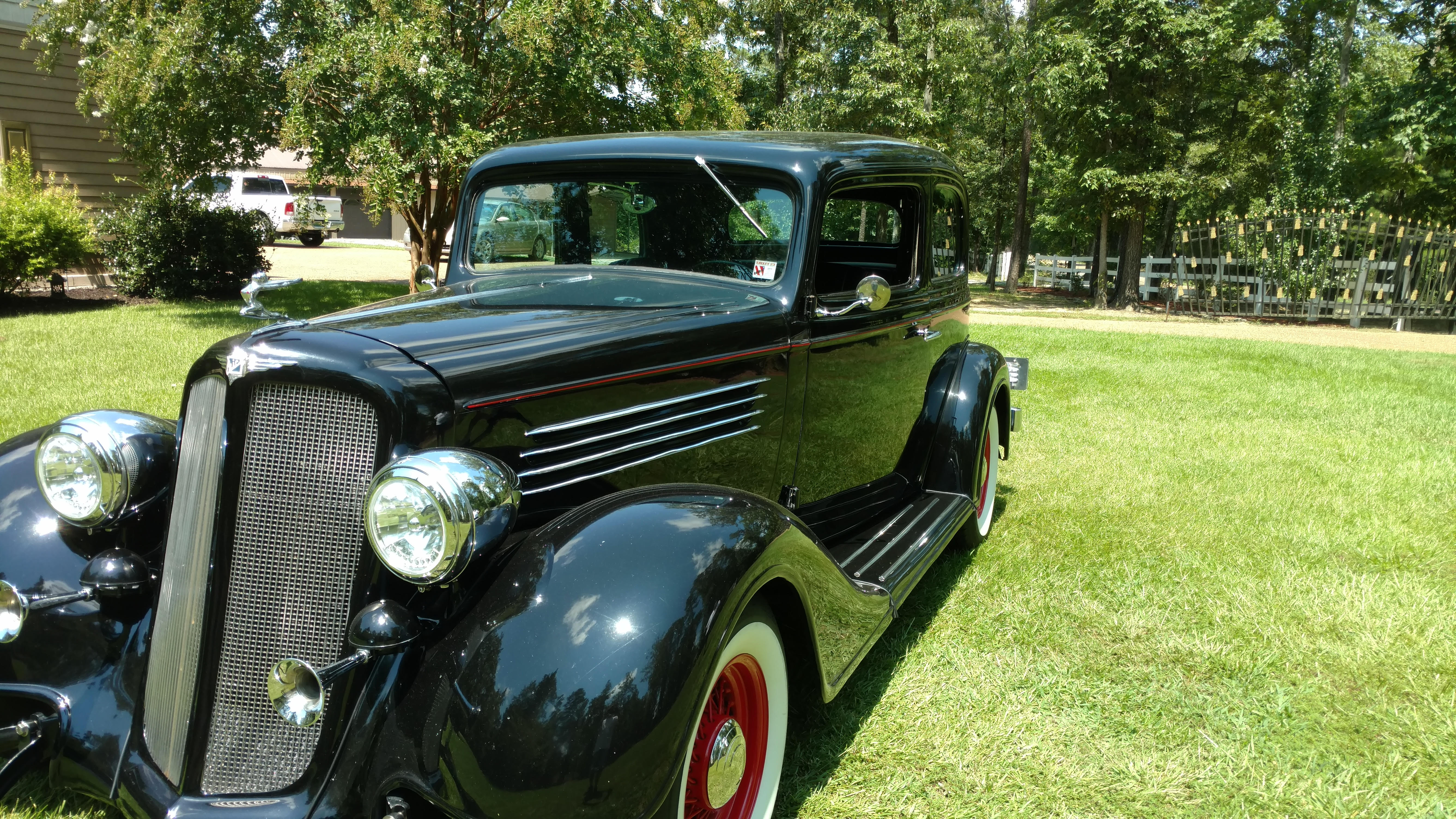 1st Image of a 1935 BUICK VICTORIA