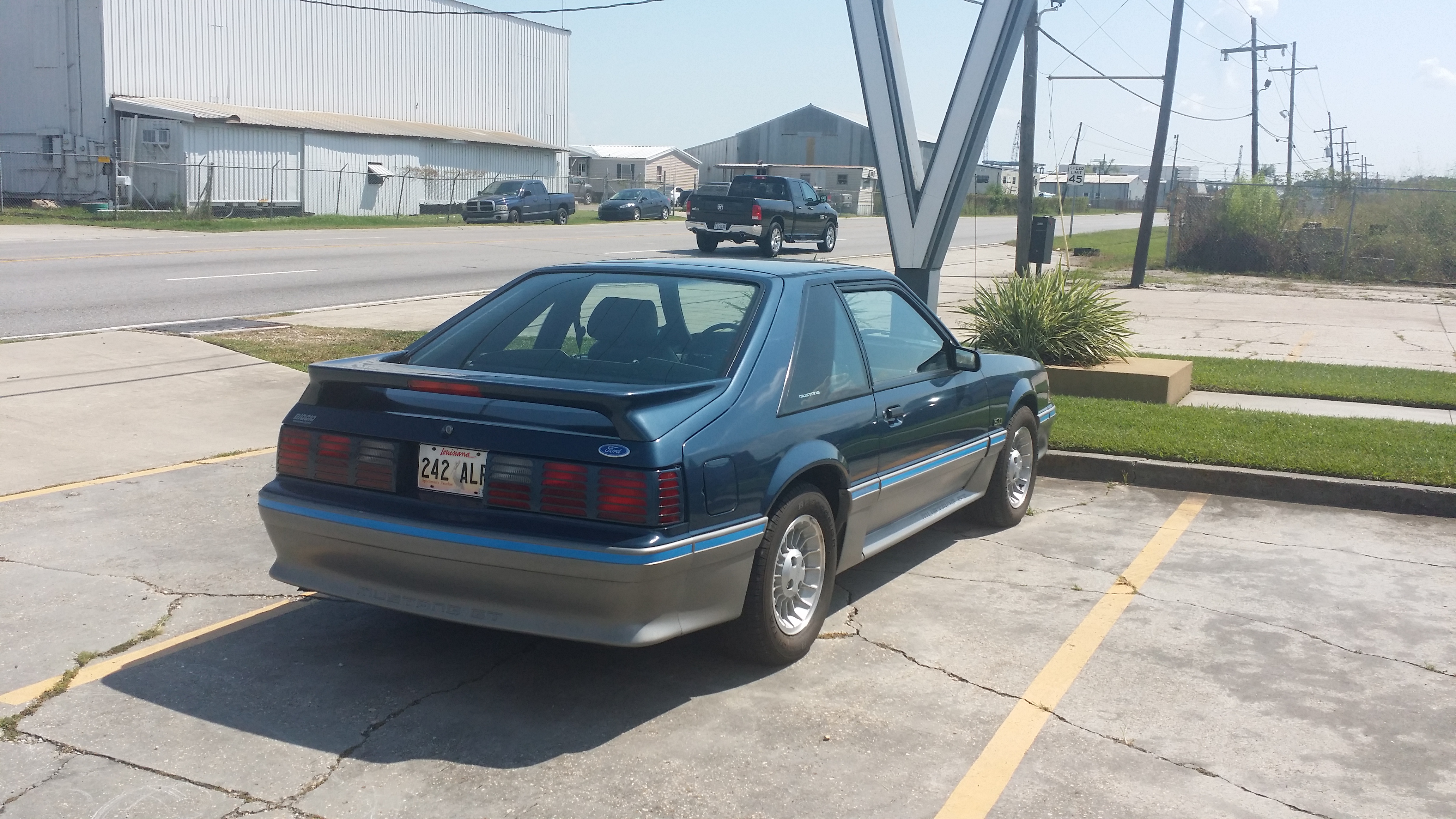 0th Image of a 1987 FORD MUSTANG
