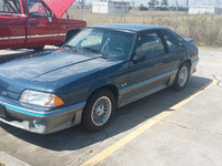 Image 3 of 7 of a 1987 FORD MUSTANG