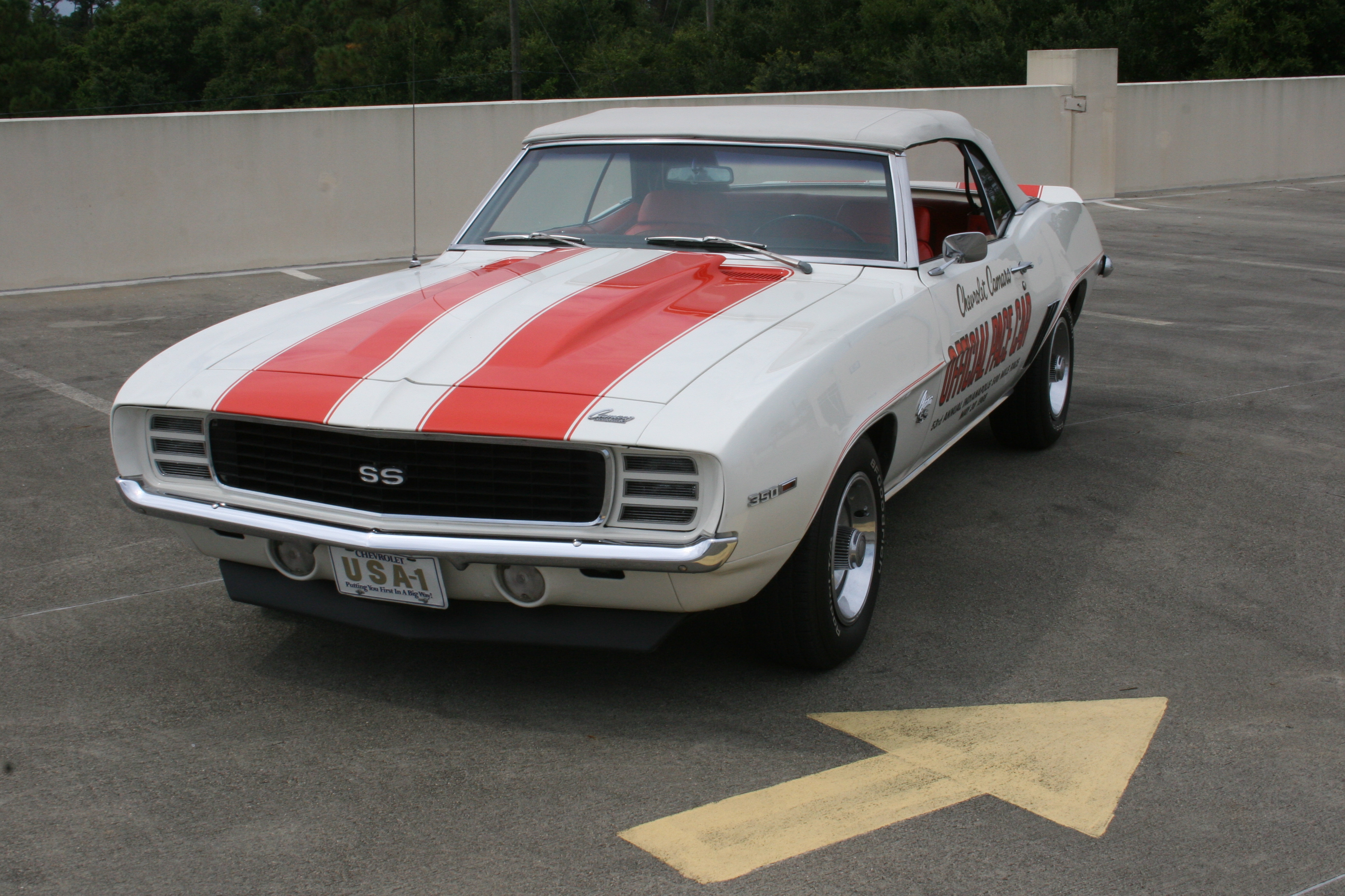 2nd Image of a 1969 CHEVROLET PACE CAR