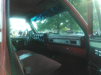 Image 4 of 8 of a 1986 CHEVROLET K10