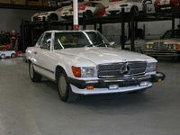 Image 4 of 12 of a 1989 MERCEDES-BENZ 560 560SL