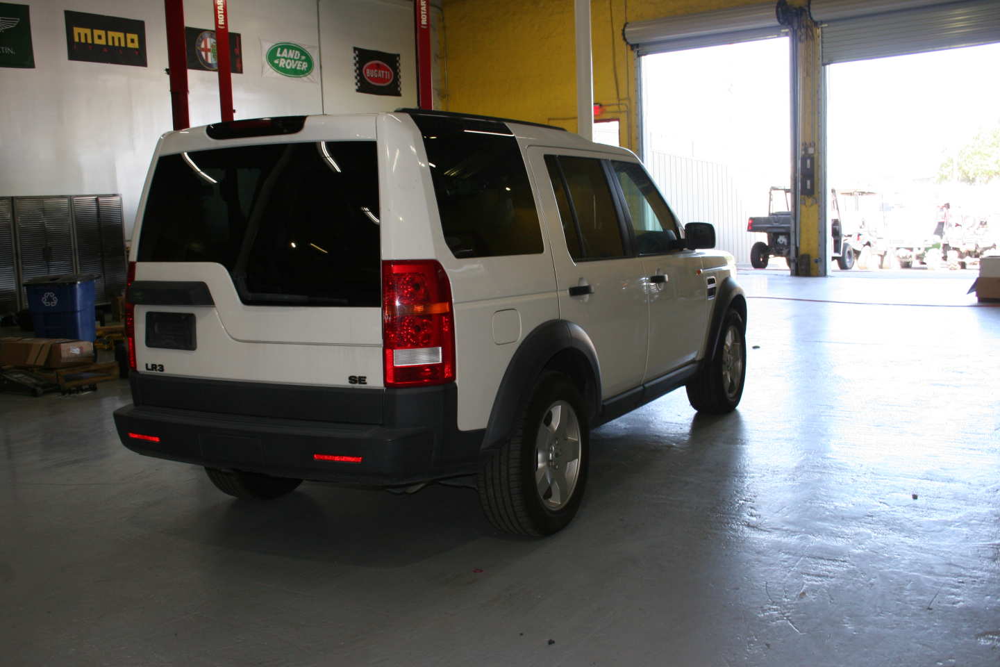 3rd Image of a 2006 LANDROVER LR3