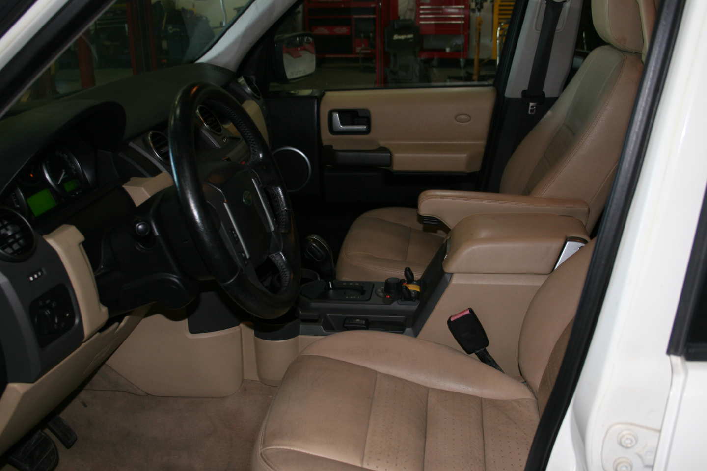 8th Image of a 2006 LANDROVER LR3