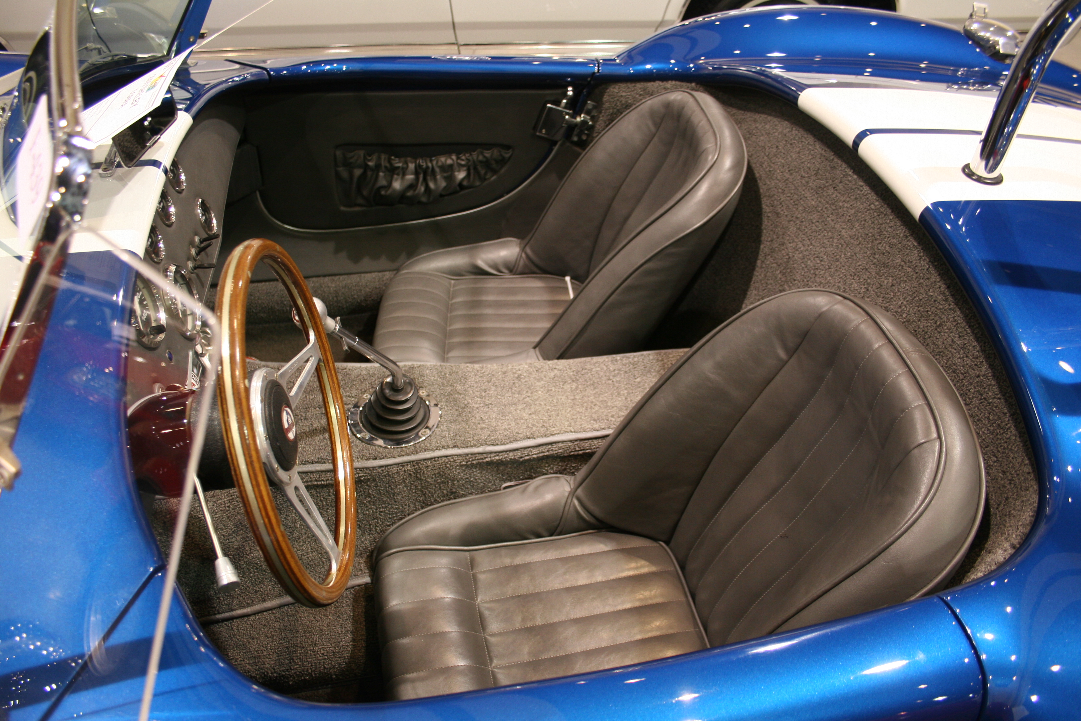 3rd Image of a 2005 SHELBY COBRA